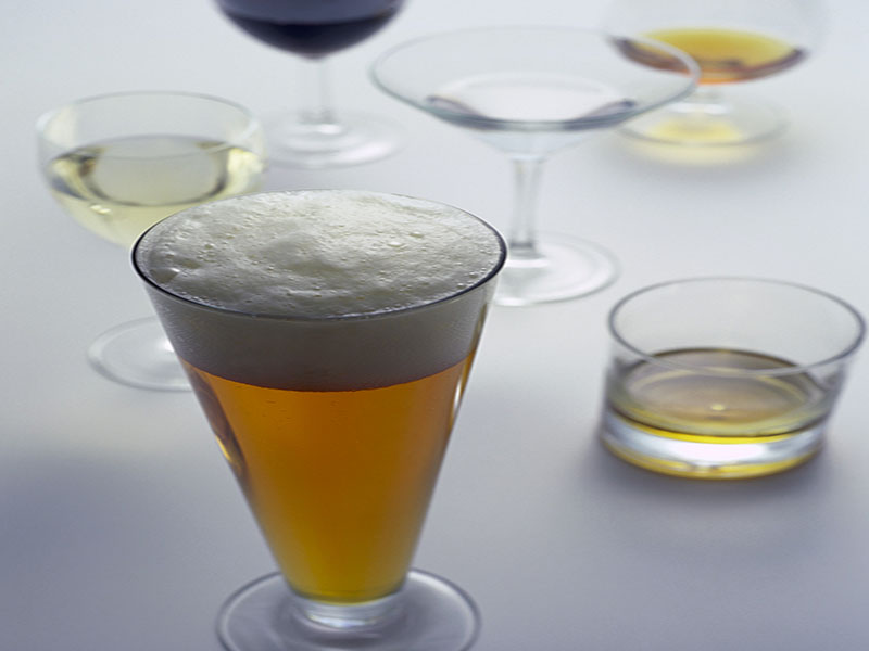 Alcohol, Tobacco Consumption Tied to Cancer Mortality