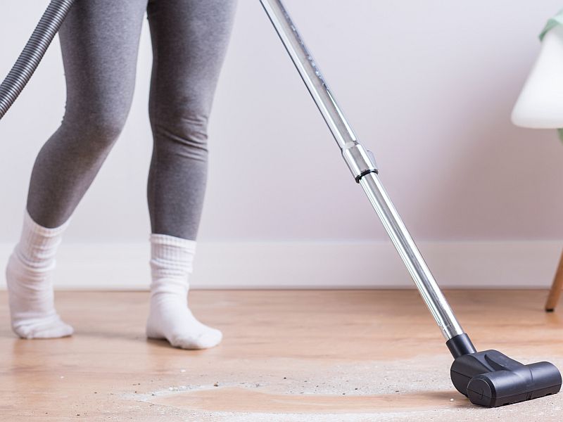 Accelerated Lung Function Decline for Women Who Clean