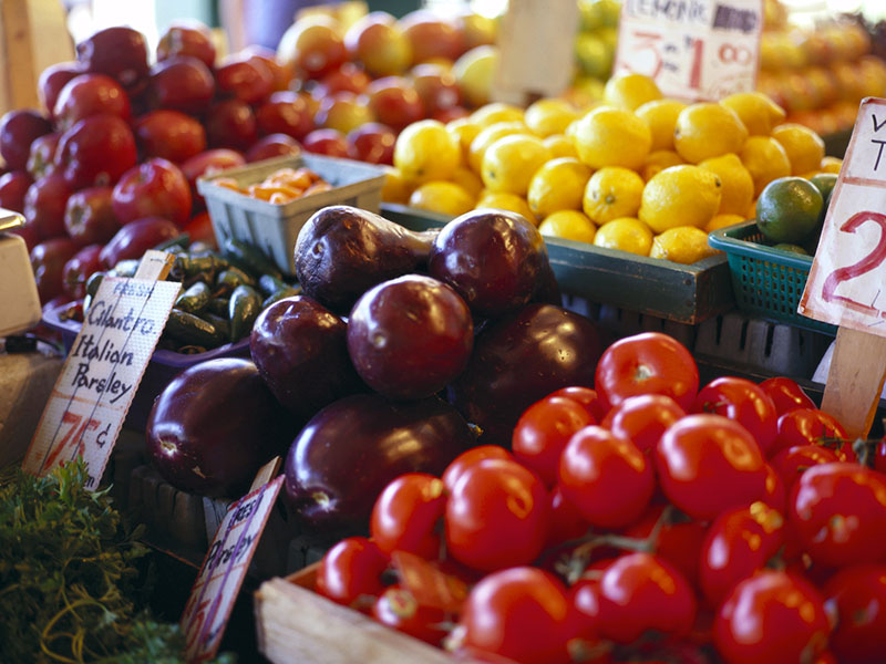 Few U.S. Adults Meet Fruit, Veg Intake Recommendations
