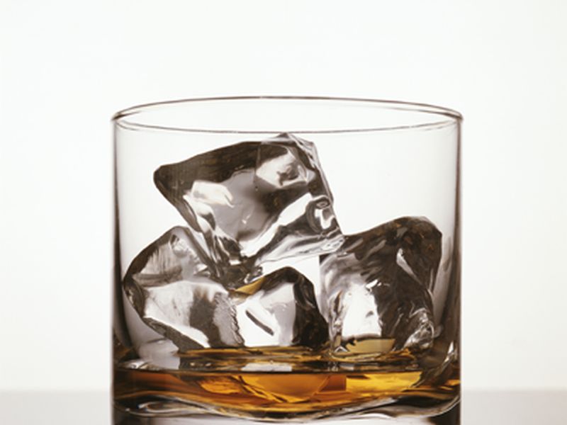 All-Cause, CVD Mortality Down With Light, Moderate Drinking