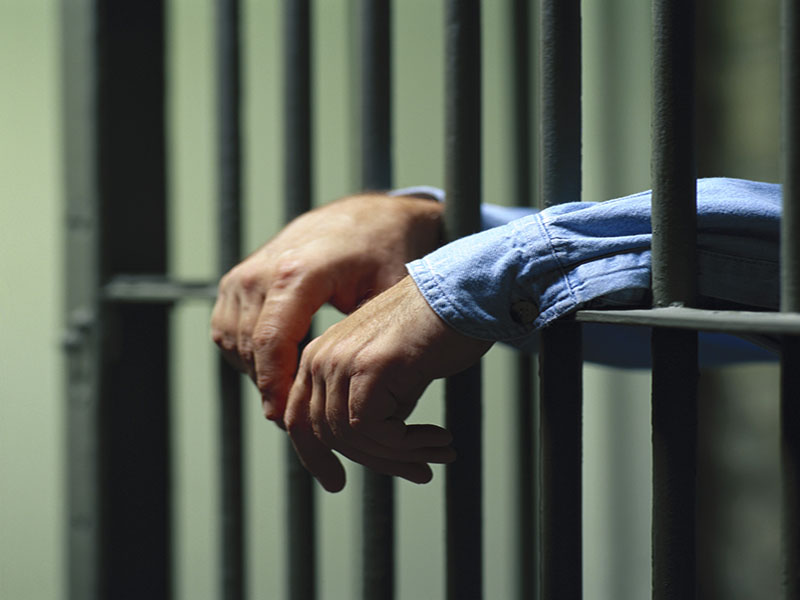 Parental Incarceration Linked to Unhealthy Behaviors in Teens