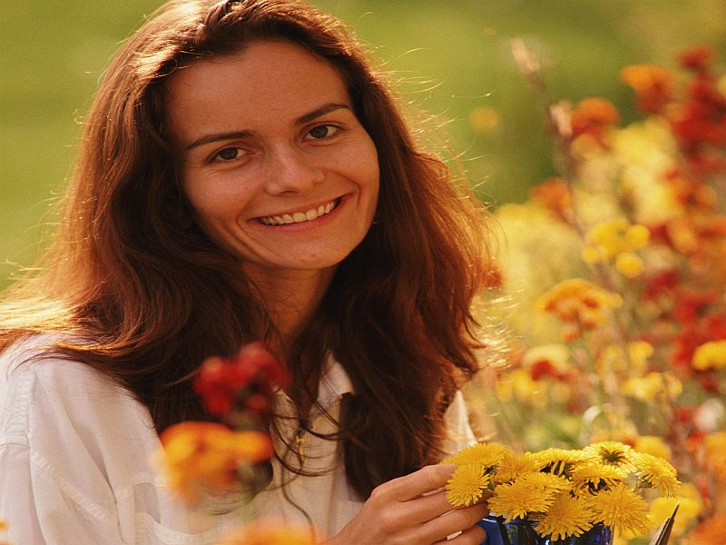 Vaccine-Type HPV Rates Down for Unvaccinated Young Women