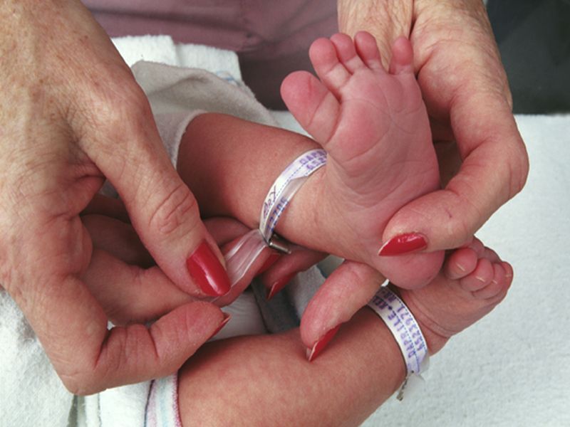CDC: Not All Newborns Getting Heart Disease, Hearing Loss Tests