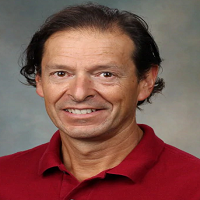 Luis R.scott