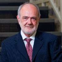 Andrew Potter